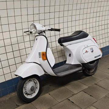 Vespa pk 50 n beschikbaar voor biedingen
