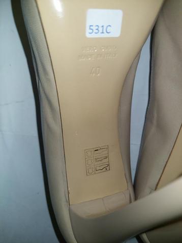 531C* Isabelle PARIS - sexy pumps met crème/nude (40) beschikbaar voor biedingen