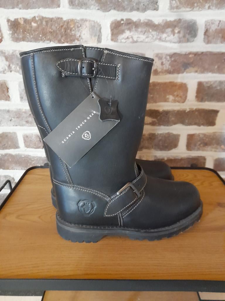 Werkschoenen, Ophalen