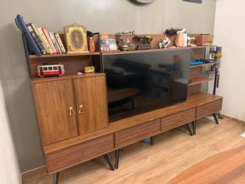 ISTIKBAL Diego compleet tv-meubel  beschikbaar voor biedingen