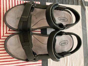 Lederen Teva sandalen dames 38 beschikbaar voor biedingen