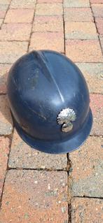 Helm van de gendarmerie, Verzamelen, Ophalen, Rijkswacht