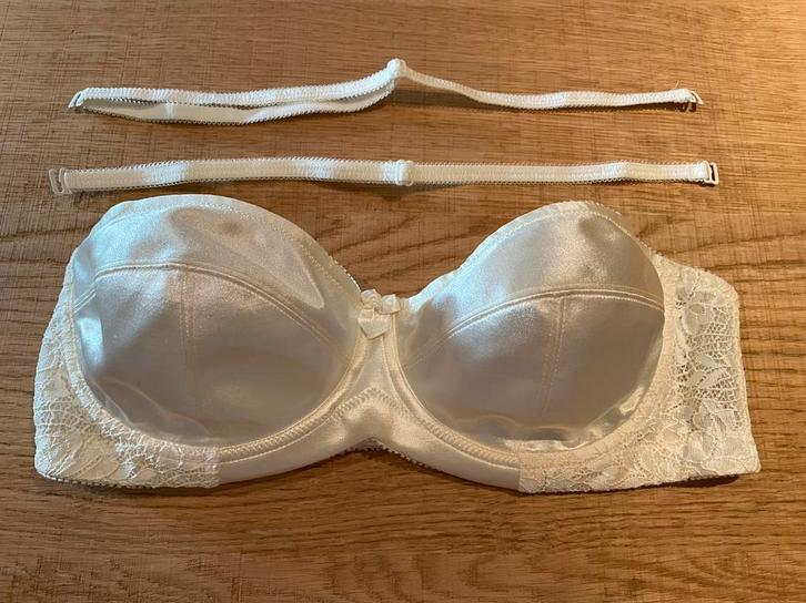 Zeer mooie strapless beha Hunkemöller 85B - VERKOCHT, Kleding | Dames, Ondergoed en Lingerie, BH, Wit, Ophalen of Verzenden