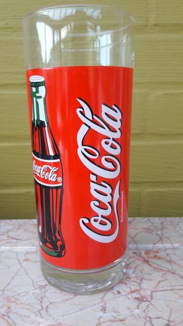Groot coca-cola glas (verzamelobject).  beschikbaar voor biedingen