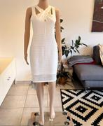 Sexy witte jurk met speciale hals (maat S/M) nieuw, Kleding | Dames, Maat 38/40 (M), Wit, Nieuw, Ophalen of Verzenden