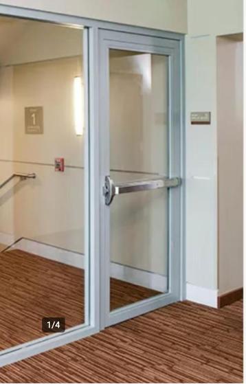 verschillende nooddeuren met pushbar, Doe-het-zelf en Bouw, Deuren en Vliegenramen, Ophalen, Gebruikt, Glas