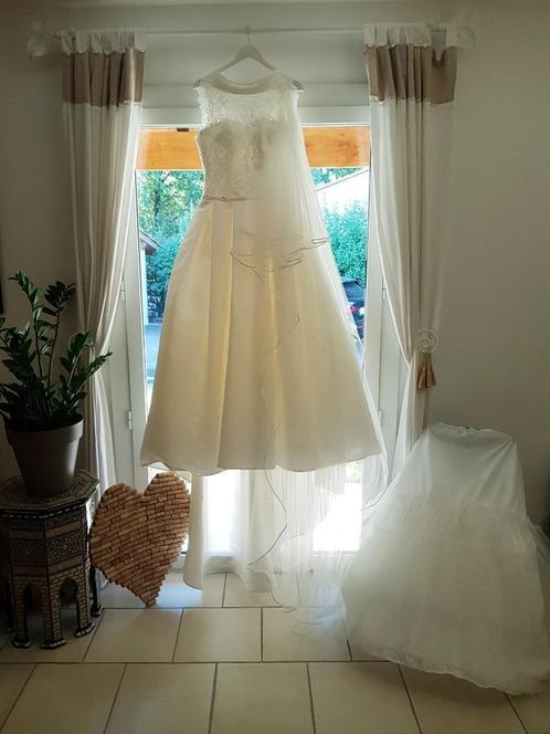 Robe de mariée, Kleding | Dames, Trouwkleding en Trouwaccessoires, Zo goed als nieuw, Trouwjurk, Overige kleuren, Ophalen