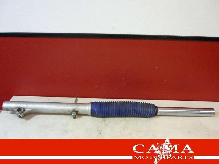 VOORVORK POOT RECHTS Suzuki DR 650 (01-1970/-), Motoren, Onderdelen | Suzuki, Gebruikt