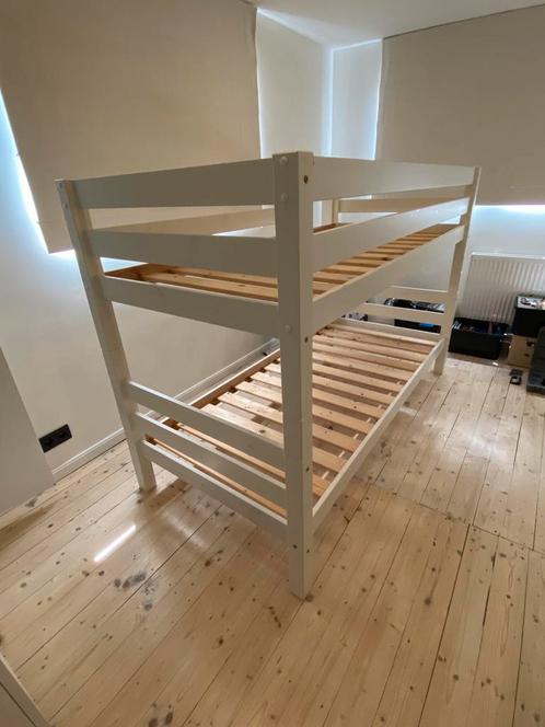 Stevig wit stapelbed – reeds gedemonteerd op te halen, Huis en Inrichting, Slaapkamer | Stapelbedden en Hoogslapers, Gebruikt