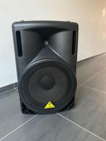 Speakers Behringer B215D beschikbaar voor biedingen