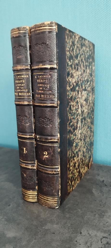 2 volumes: Traité Complet De La Fabrication Des Bières ..., Antiek en Kunst, Antiek | Boeken en Manuscripten, Ophalen