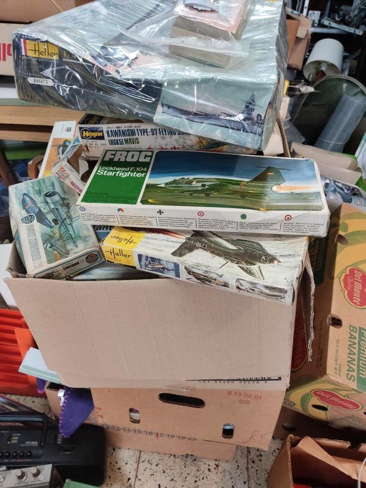Groot lot modelbouw vliegtuigen, Hobby en Vrije tijd, Modelbouw | Vliegtuigen en Helikopters, Zo goed als nieuw, Ophalen