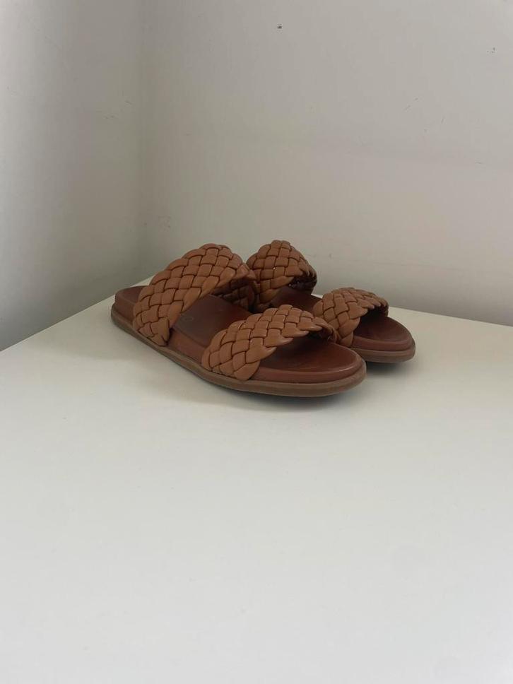 slippers dames, Kleding | Dames, Schoenen, Zo goed als nieuw, Slippers, Bruin, Ophalen of Verzenden