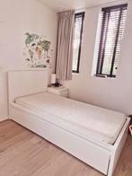 Eenpersoonsbed met lattenbodem en matras, Huis en Inrichting, Slaapkamer | Complete slaapkamers, Ophalen, Zo goed als nieuw