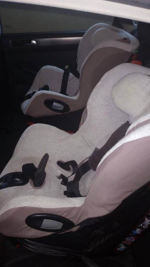 Autostoel met hoes, stoel draaibaar, Kinderen en Baby's, Autostoeltjes, Zo goed als nieuw, Ophalen