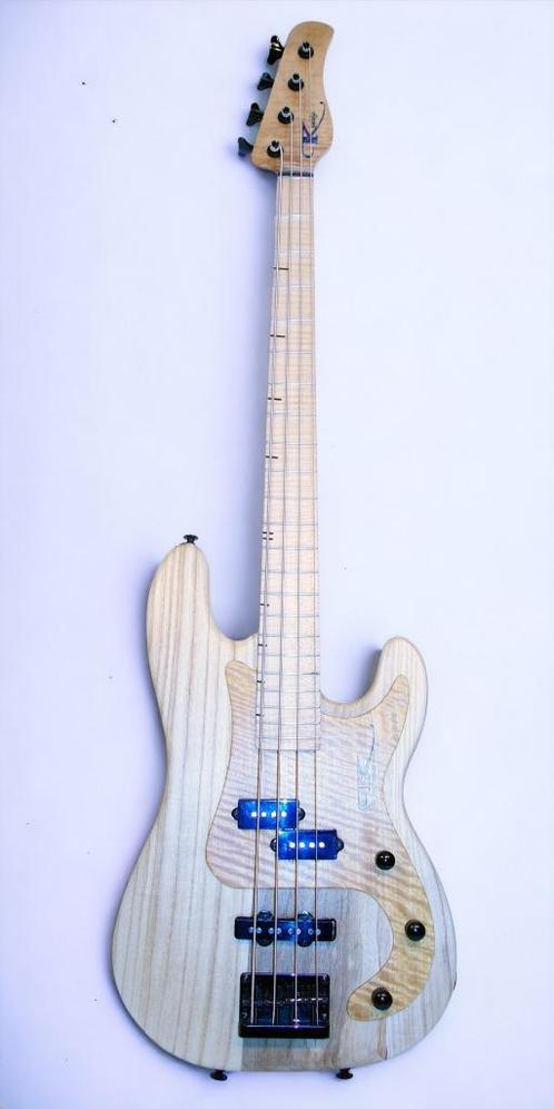 Kritz 4-String Vintech Deluxe P-bass, Muziek en Instrumenten, Snaarinstrumenten | Gitaren | Bas, Nieuw, Elektrisch, Ophalen of Verzenden