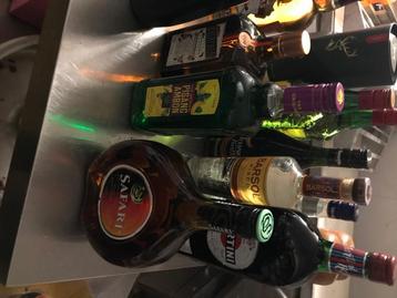 72 bouteilles d'alcool, Enlèvement, Neuf, Autres types, Pleine