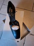 schoenen, Ophalen, Nieuw