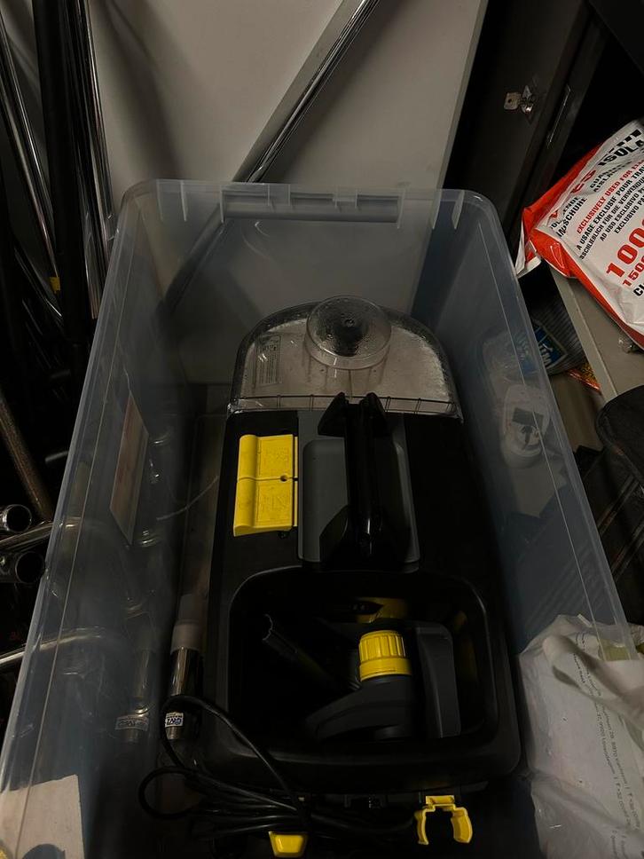 Karcher Puzzi 10/1, Bricolage & Construction, Matériel de nettoyage, Comme neuf, Aspirateur d'eau, Enlèvement