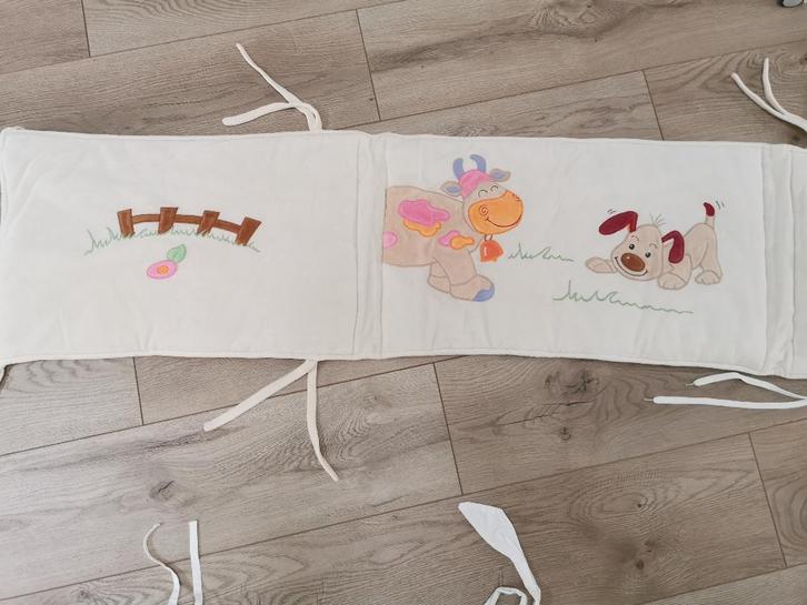 tours de lit et parc, Kinderen en Baby's, Kinderkamer | Bedden, Zo goed als nieuw, Ophalen