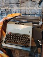Antiek typemachine, Olivetti, Diversen, Typemachines, Ophalen