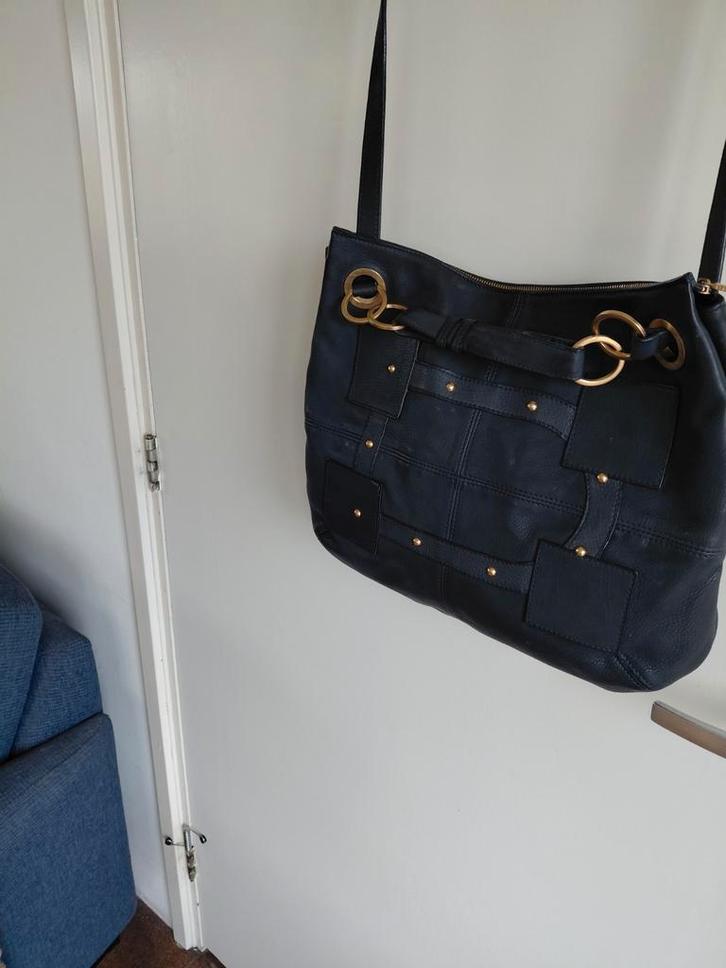 DELVAUX ZO GOED ALS NIEUW voorradig, Handtassen en Accessoires, Tassen | Schoudertassen, Zo goed als nieuw, Zilver, Ophalen of Verzenden