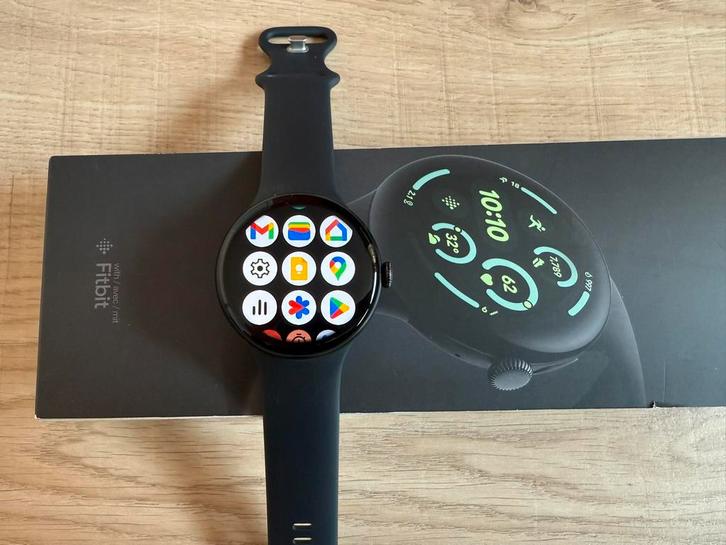 Google Pixel Watch 3–45 mm (Wi-Fi) • Zo goed als nieuw. €259, Handtassen en Accessoires, Smartwatches, Zo goed als nieuw, Zwart