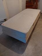 Gratis bed + matras, Huis en Inrichting, Ophalen