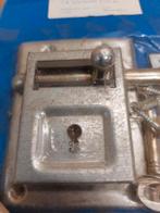 Verrou de support avec trou de verrouillage, Enlèvement, Neuf