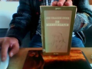 100  vragen over de menstruatie beschikbaar voor biedingen