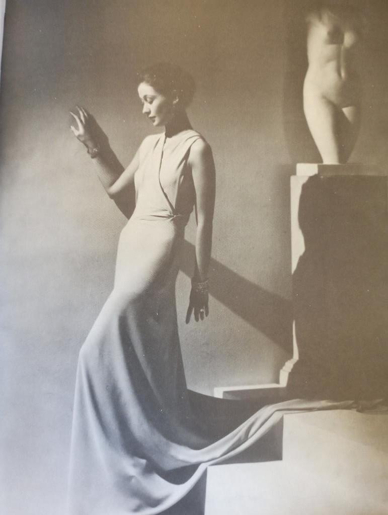 564) Model Girl Charles Castle (engelstalig), Boeken, Kunst en Cultuur | Fotografie en Design, Gelezen, Overige onderwerpen, Ophalen of Verzenden