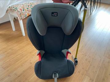 Siège auto, Römer, Britax, Kidfix, 15 à 36 kg disponible aux enchères