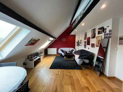 Chambre duplex lumineuse toute charges incluses, Immo, Huizen te huur, Brussel, (Studenten)kamer, Direct bij eigenaar, A+