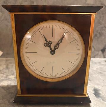 Horloge à poser en métal laqué Hermès beschikbaar voor biedingen