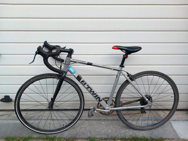 B-TWIN TRINAN 100FB fiets, Fietsen en Brommers, Fietsen | Heren | Sportfietsen en Toerfietsen, Gebruikt, Ophalen