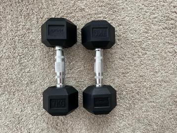 Lot de 2 haltères VirtuFit Hexa (haltères) — 7 kg chacun, Enlèvement, Comme neuf, Bras, Set d’haltères