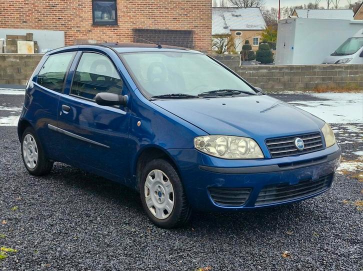 Fiat punto 2 essence, Auto's, Fiat, Punto, Benzine, 3 deurs, Handgeschakeld, Blauw, Blauw, Stof, Ophalen