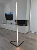 Moderne Vloerlamp Hoek LED, Ophalen, Gebruikt, Metaal