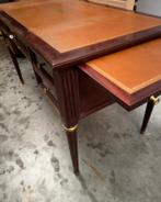 Bureau classique avec plateau en cuir — noyer, Maison & Meubles, Enlèvement, Utilisé, Bureau