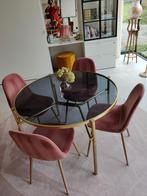 Set van tafel met 4 stoelen en tapijt, Huis en Inrichting, Ophalen, Zo goed als nieuw