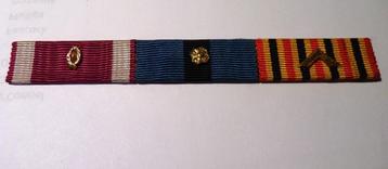 Na-oorlogs dienstlint om op uniform te naaien: beschikbaar voor biedingen