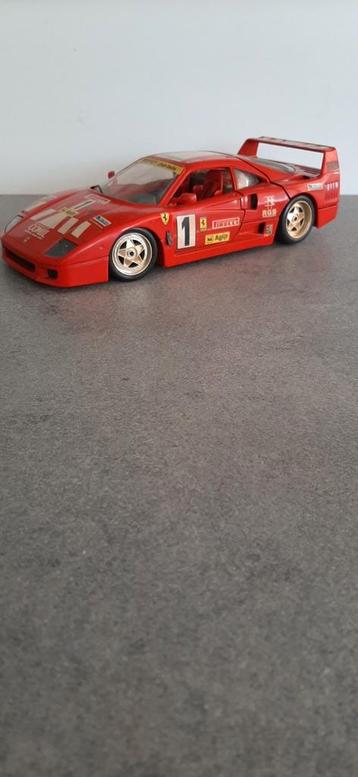 Ferrari F40
(1987)
1:18