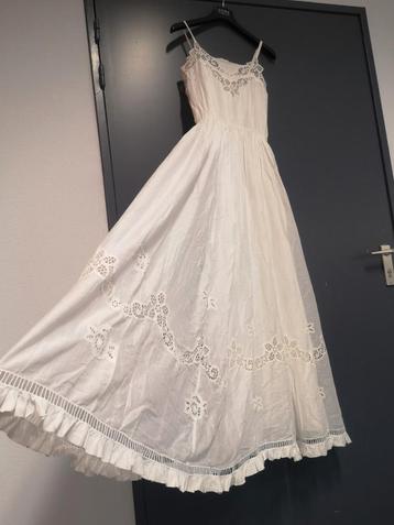 Belle robe de mariée boho - S, Enlèvement ou Envoi, Comme neuf, Robe de mariée, Blanc