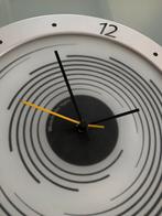 Horloge métal lumineuse., Maison & Meubles, Accessoires pour la Maison | Horloges, Comme neuf