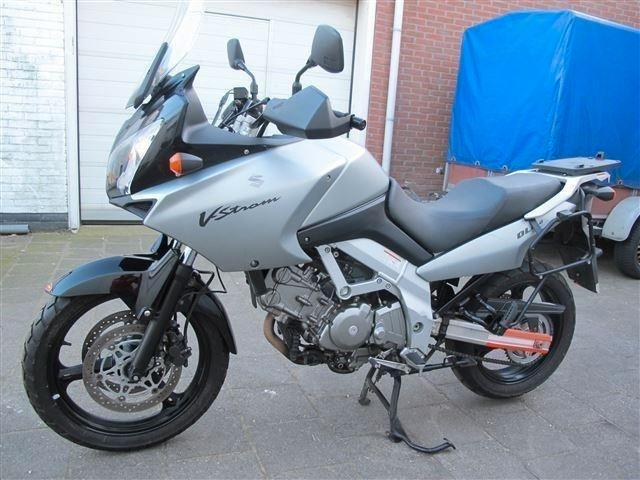 Suzuki 6B DL650 wielenset in het zwart model 2003 tot 2005, Motoren, Onderdelen | Suzuki, Nieuw, Ophalen of Verzenden