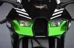Kawasaki ZX10 R in nieuwstaat 2 jaar garantie 72 Kw papieren, Motoren, Motoren | Kawasaki, 1000 cc, Bedrijf, Super Sport, 4 cilinders