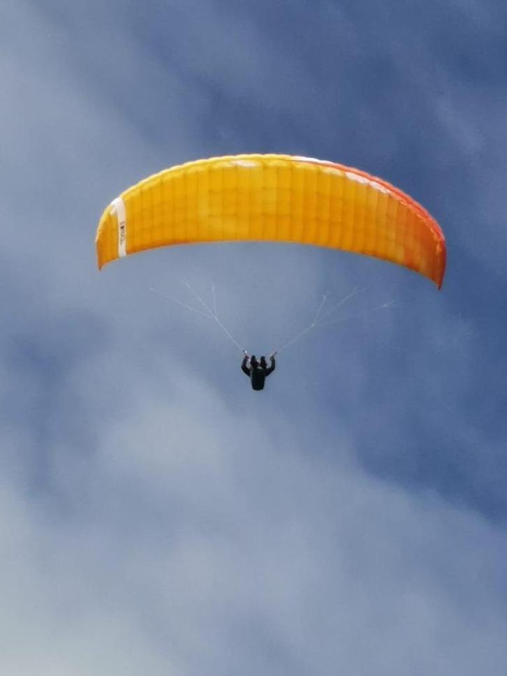 SUPAIR Eona 3 L - < 20H de vol, Sport en Fitness, Zweefvliegen en Paragliding, Gebruikt, Complete paraglider, Ophalen of Verzenden