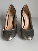 Feestelijke pumps Guess 37, Ophalen of Verzenden, Guess, Zo goed als nieuw, Pumps