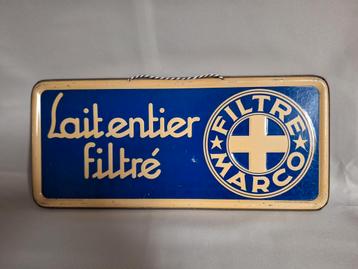 Blikken reclame bord 1938 Lait Entier Marco beschikbaar voor biedingen