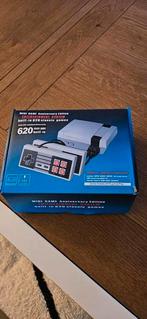 Te koop retro mini games console met 620 ingebouwde spellen, Games en Spelcomputers, Ophalen, Zo goed als nieuw